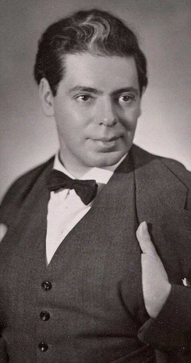 Аркадий Исаакович Райкин