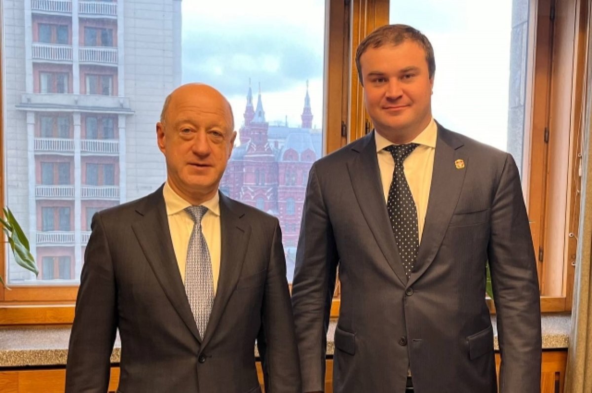    В Омске по инициативе Хоценко намерены создать Центр настольного тенниса