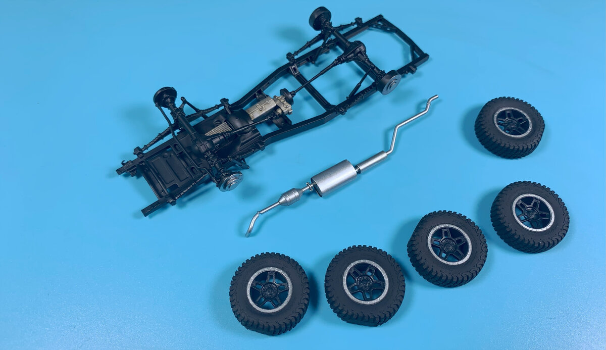 УАЗ-3906 рама, глушитель, колеса