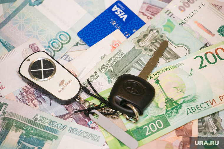    В РФ снижают цены на авто с пробегом из-за низкого спроса потребителей на соответствующем рынке