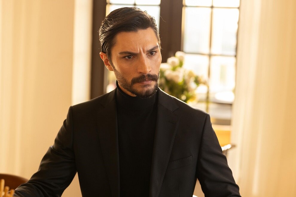 Кадр из сериала "Сапфир". Картинка из Интернета.