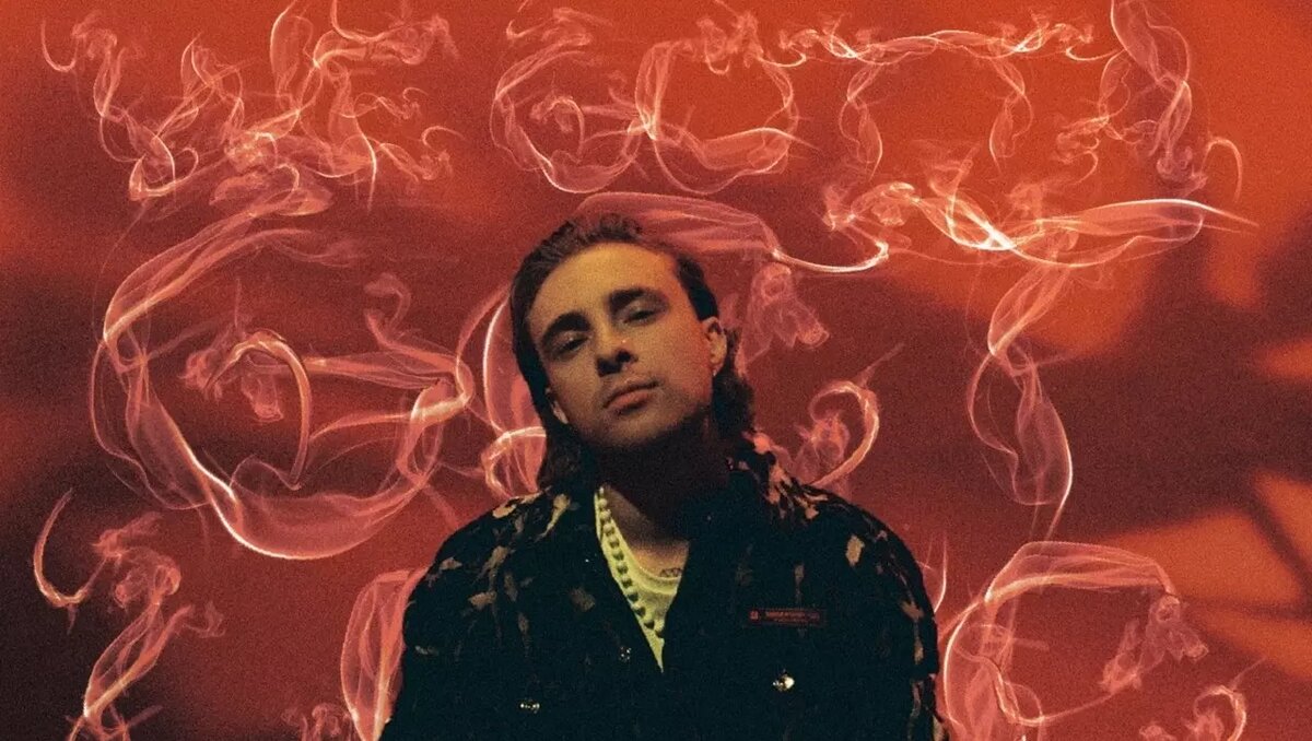     В Казани местные жители возмутились выбору амбассадора для мультиспортивных «Игр будущего». Своим мнением они поделились в комментариях Telegram-канала мэрии города.