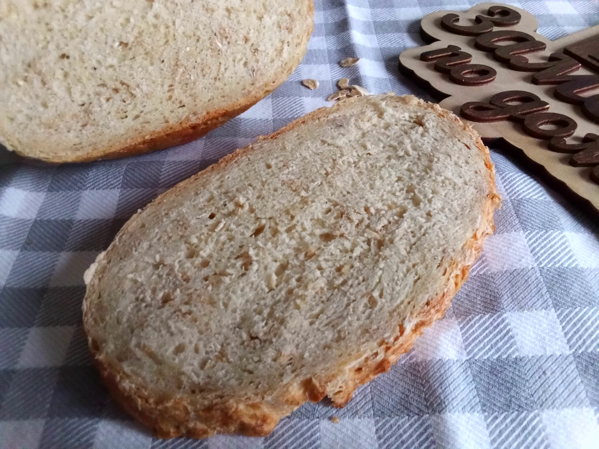 Домашний овсяный хлеб. Фото от автора