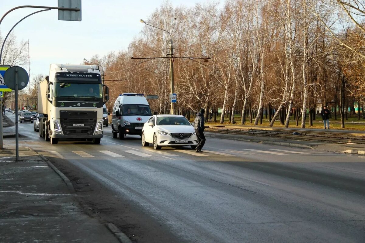 В метрах от дома: родные погибшей на зебре девочки рассказали о трагедии |  ТОЛК | Дзен