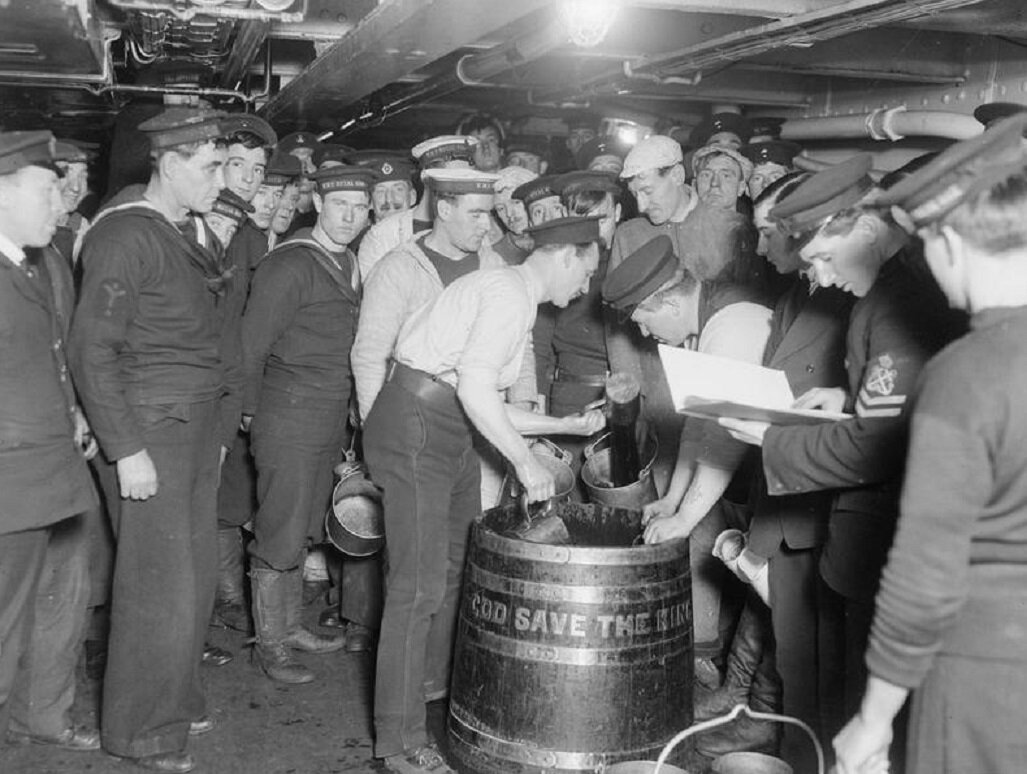 Заводы англии 20 век 1 мировая. Чистокровная хакаска 19 века. История пожарной охраны россии 19 век. Полтавская экспедиция докучаева. Фабрике купцов братьев оловянишниковых.