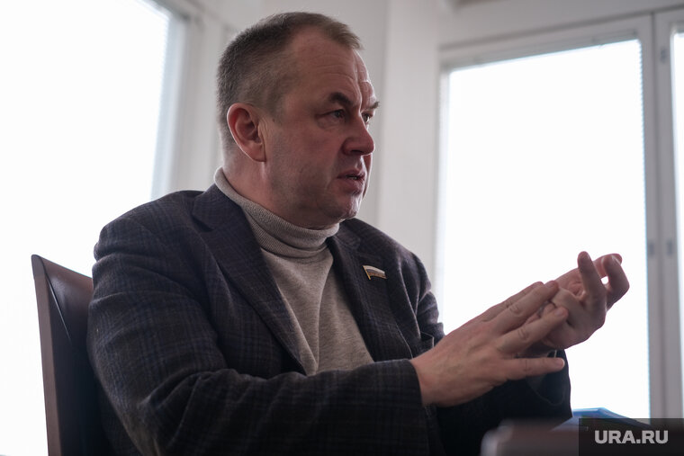    Замглавы ЛДПР Станислав Наумов рассказал URA.RU об отношении ЛДПР к проекту Федерального бюджета