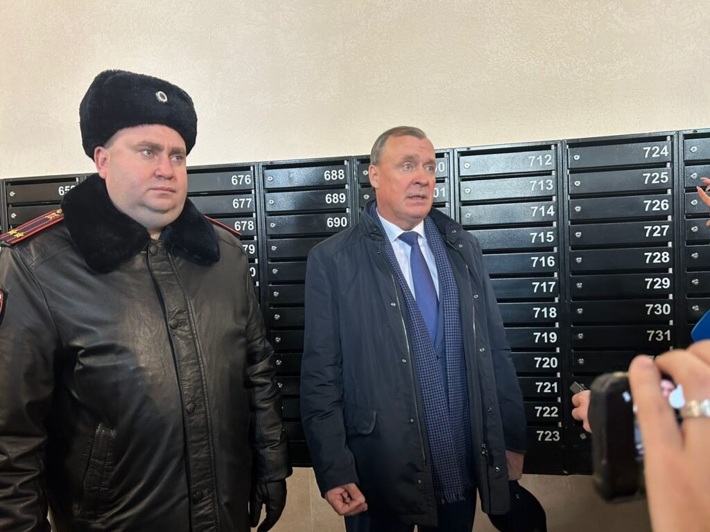 В Академическом открыли новый опорный пункт полиции | Правда УрФО | Дзен