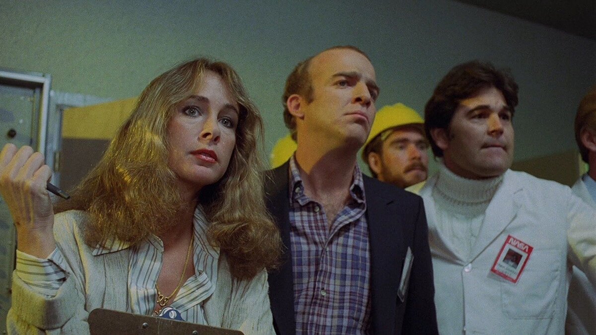 Кадр из фильма "Ангар 18" (1980)