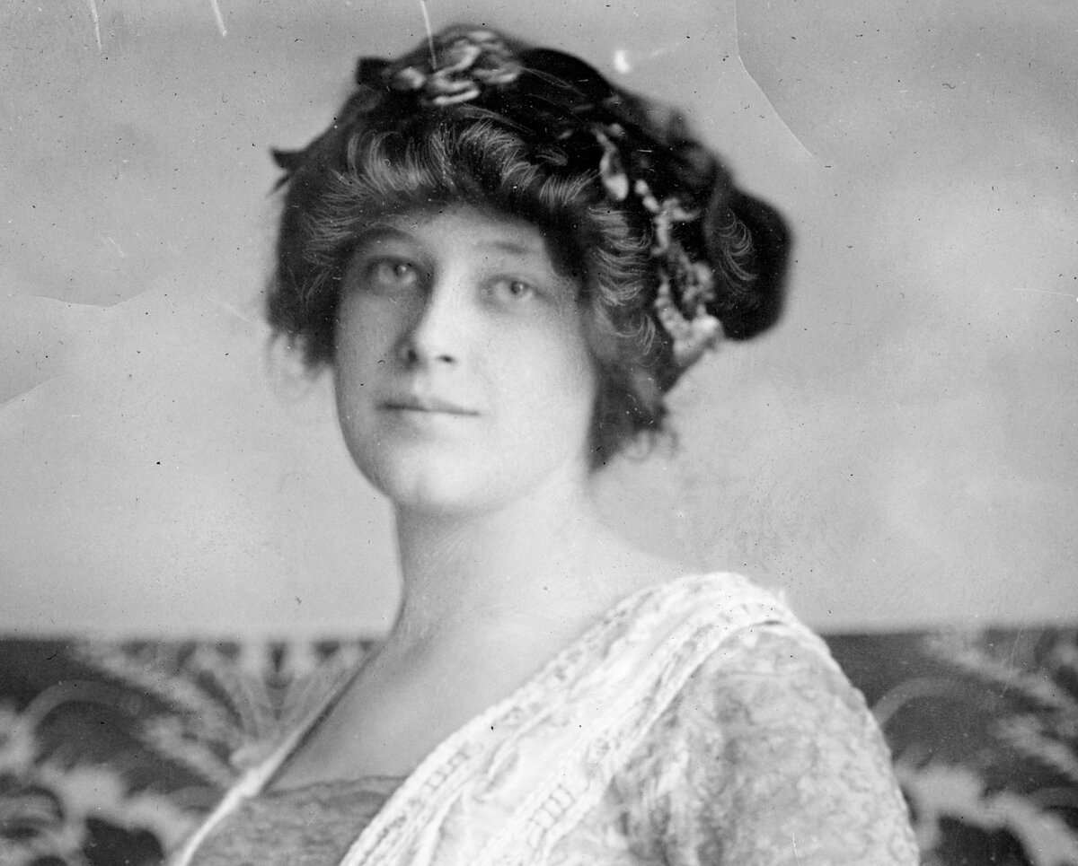 Мадлен Астор