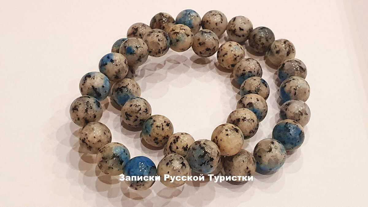 Браслет из 3 цветов. Браслет из 3 цветов. Браслет из мулине тонкий. Фенечки на руке. Паракорд синий.