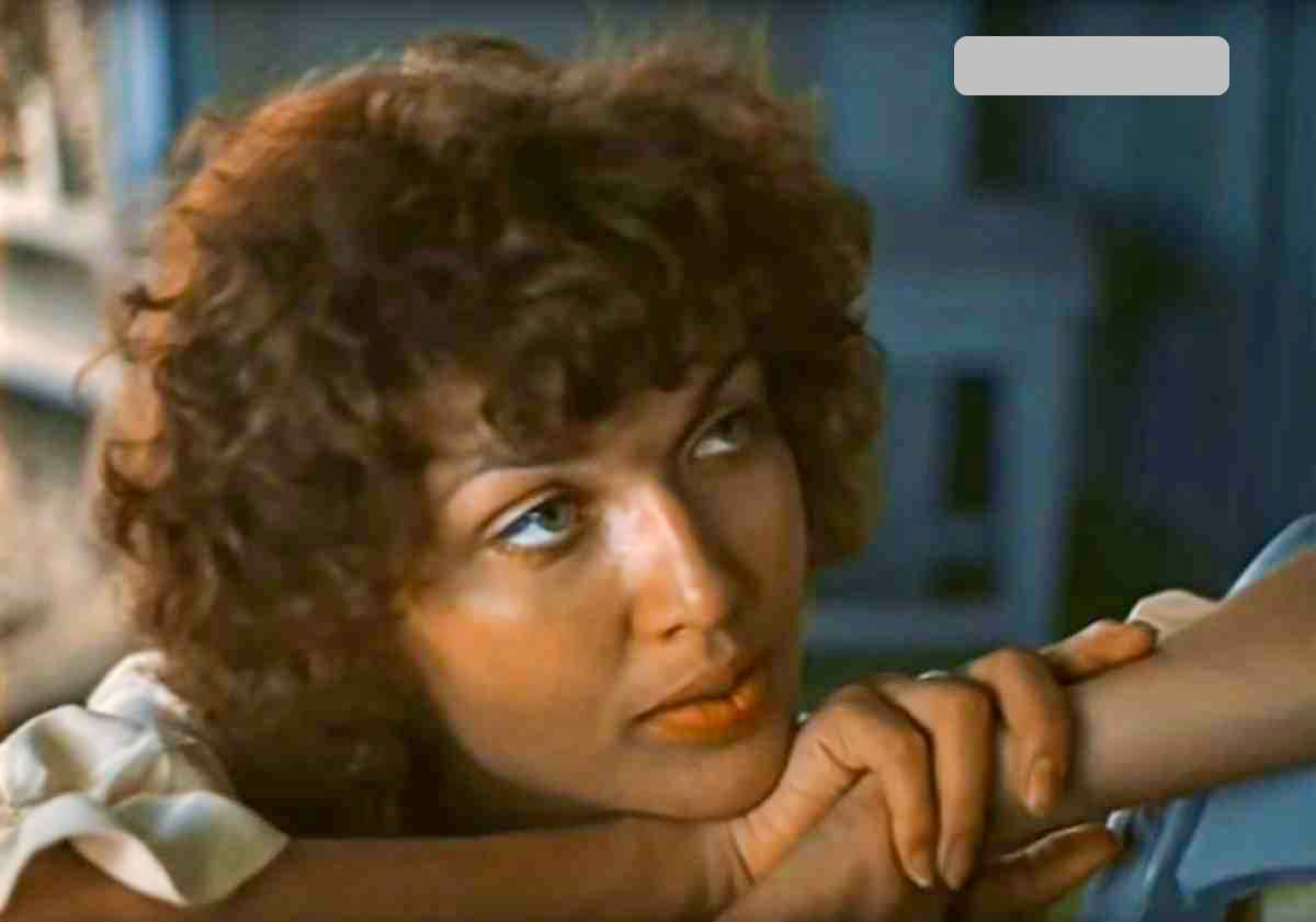 Кадр из фильма "Цыган" (1979). Матлюба Алимова в роли Насти