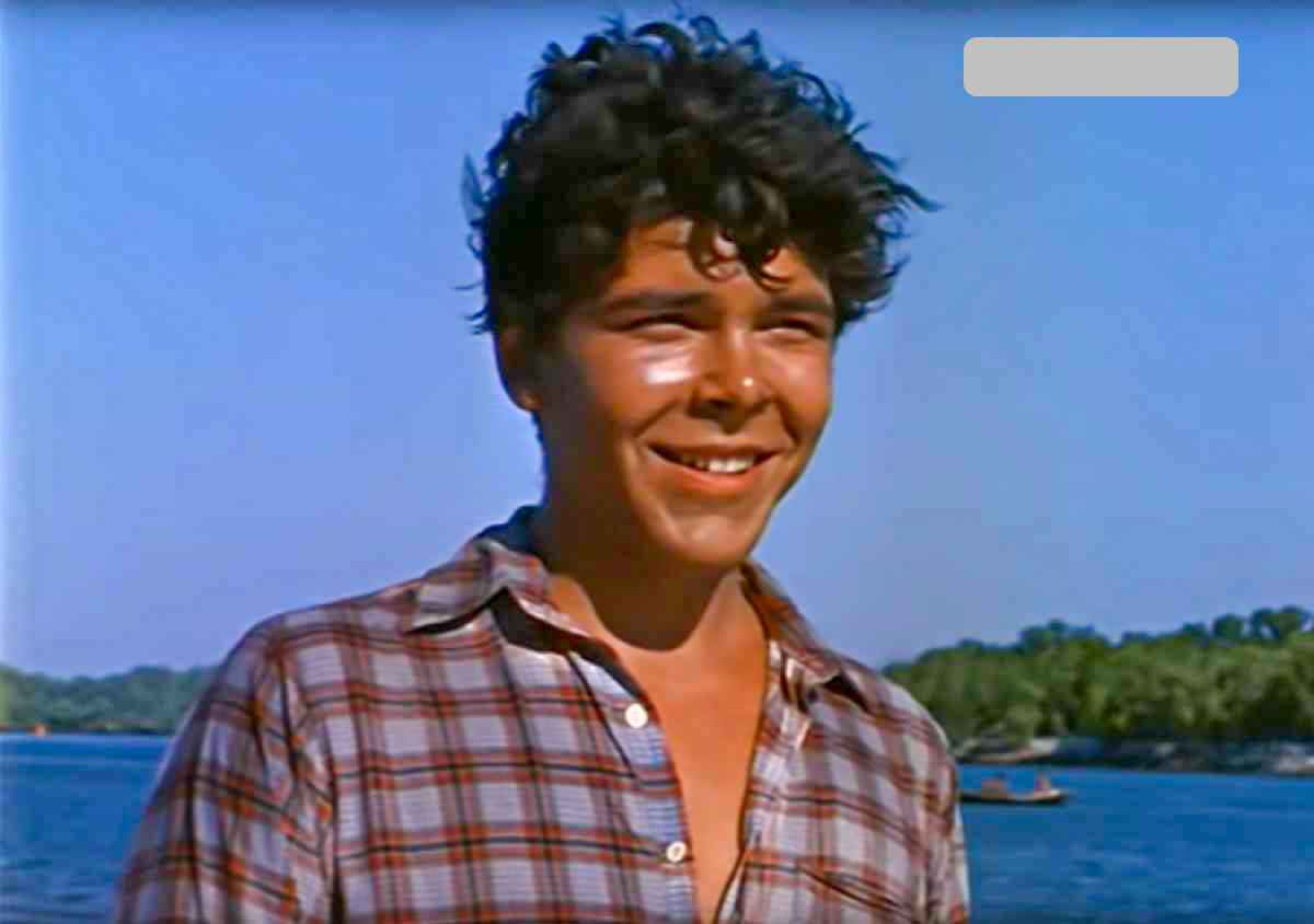 Кадр из фильма "Цыган" (1979). Алексей Никульников в роли Вани