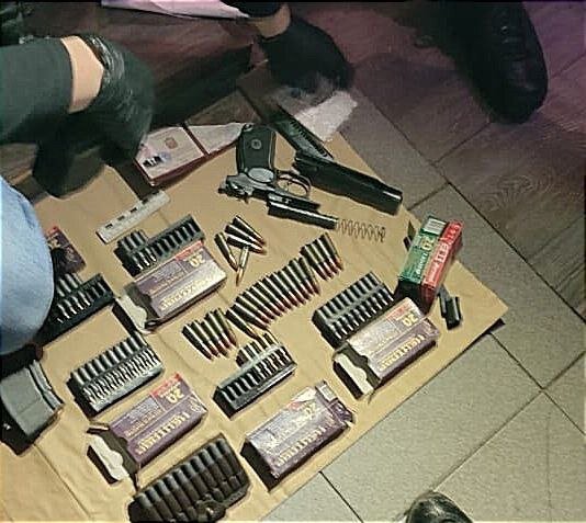    В доме охотоведа в Оренбурге нашли пистолет Макарова, тушу лося и электроудочку Белов Михаил Александрович