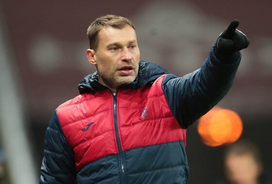    Василий Березуцкий