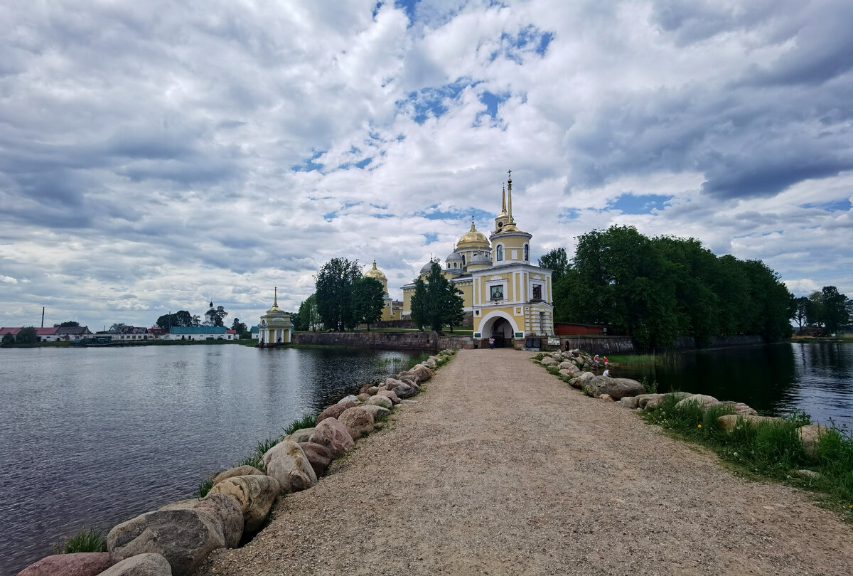 Осташков Нило Столобенский монастырь