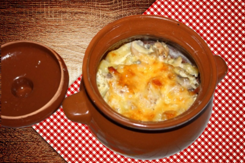 Согласитесь, что еда, приготовленная в горшочках, выглядит аппетитно и необыденно