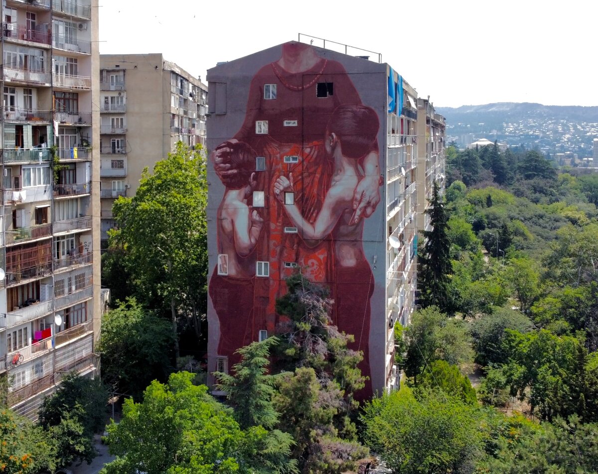 Источник: tbilisimuralfest.com. Милу Корреч