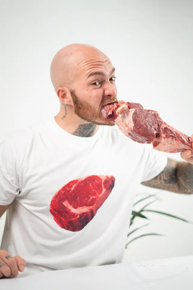  Jam Press/@paulylong