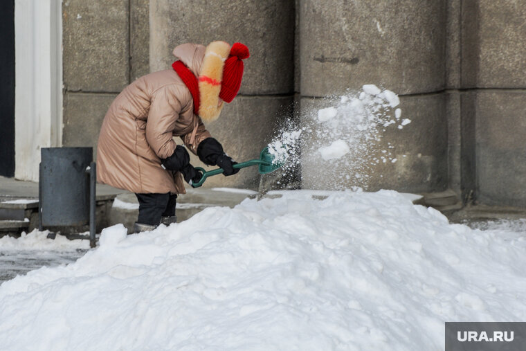    Отец еще не рассказал дочери о смерти матери