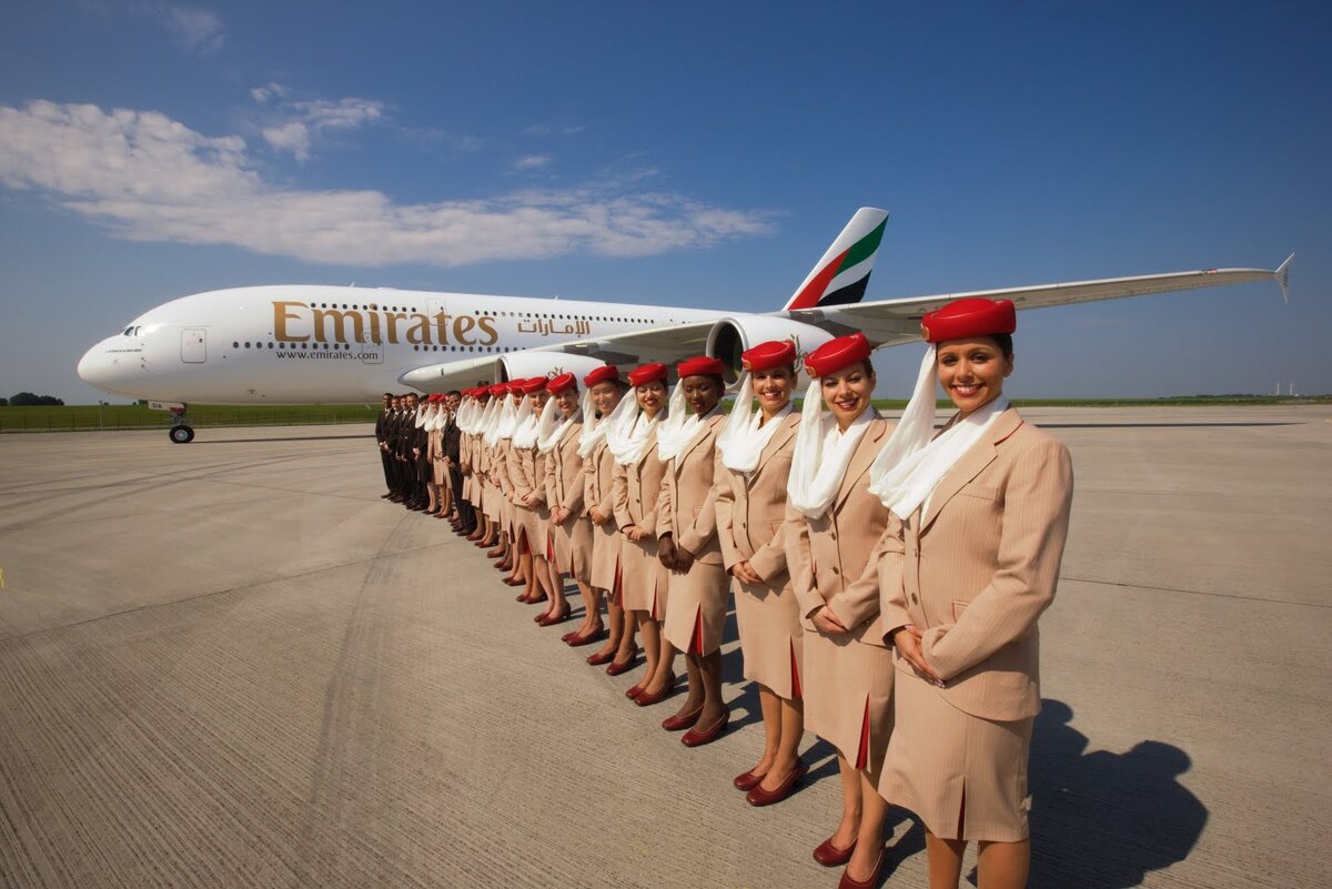 Бортпроводники Emirates Airlines