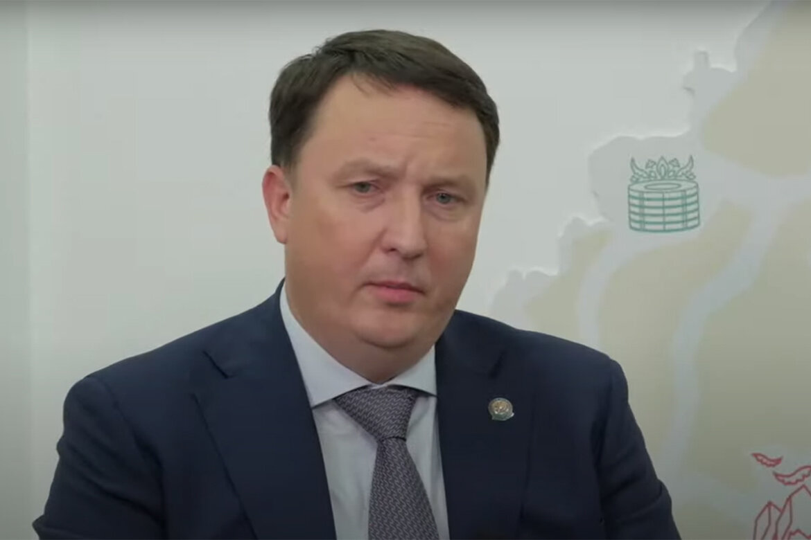 Марат Айзатуллин подчеркнул, что в республике уже третий год подряд «перепрыгивают» показатель в 3 млн «квадратов». Фото: скриншот видео