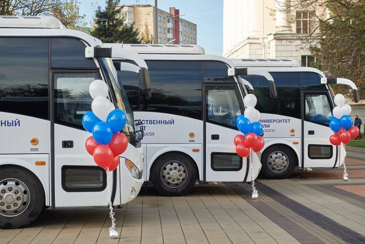 Университеты новых регионов получили автобусы для перевозки студентов |  Таврия. Херсонская область | Дзен