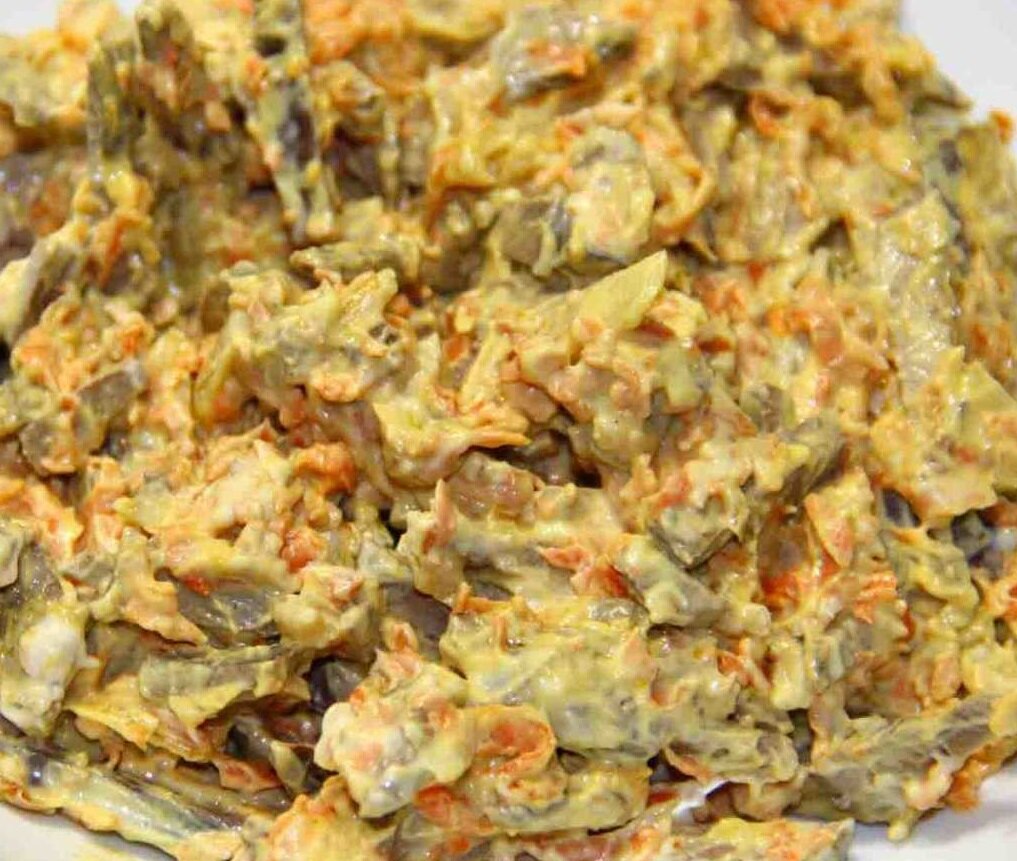 Салат с печенью «Объедение»: рецепт приготовления и полезные свойства