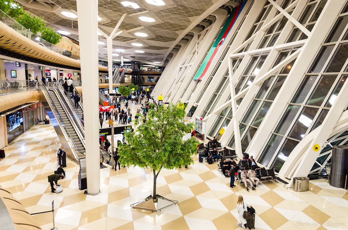 Международный аэропорт Гейдара Алиева