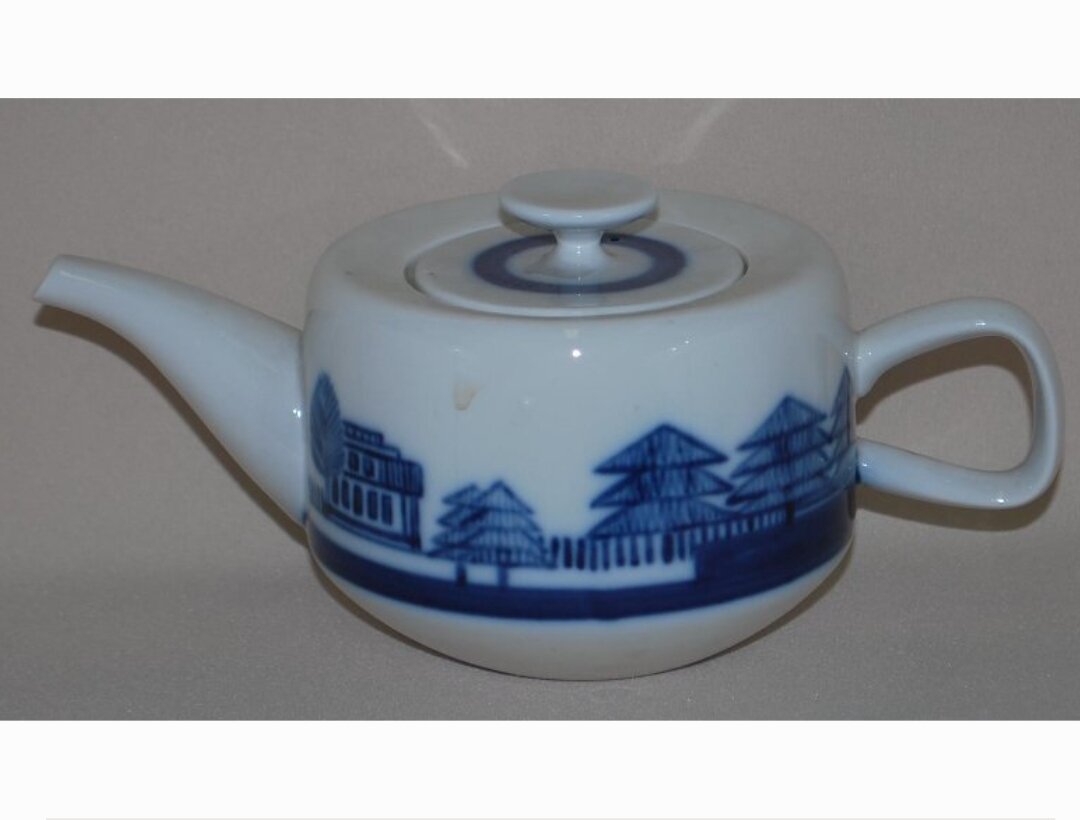 ������� ��������� ���������,���������� �������� ����������. ������. �� ������� ������� "�������".1965 "��������-��������� ��������������� ��������-�������������� �����-����������". ������������.