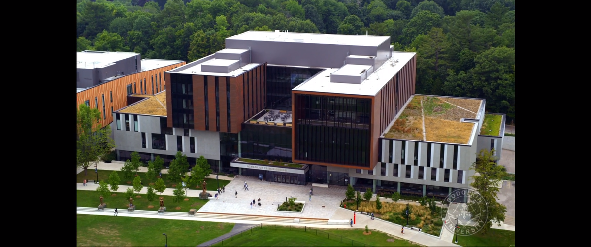 Кадр из сериала "Поколение "V". Школа Годолкина.