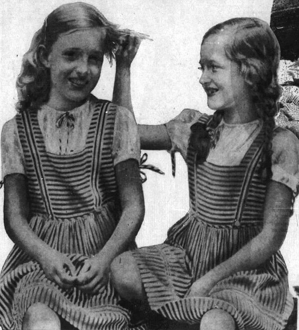 Фото из газеты того времени