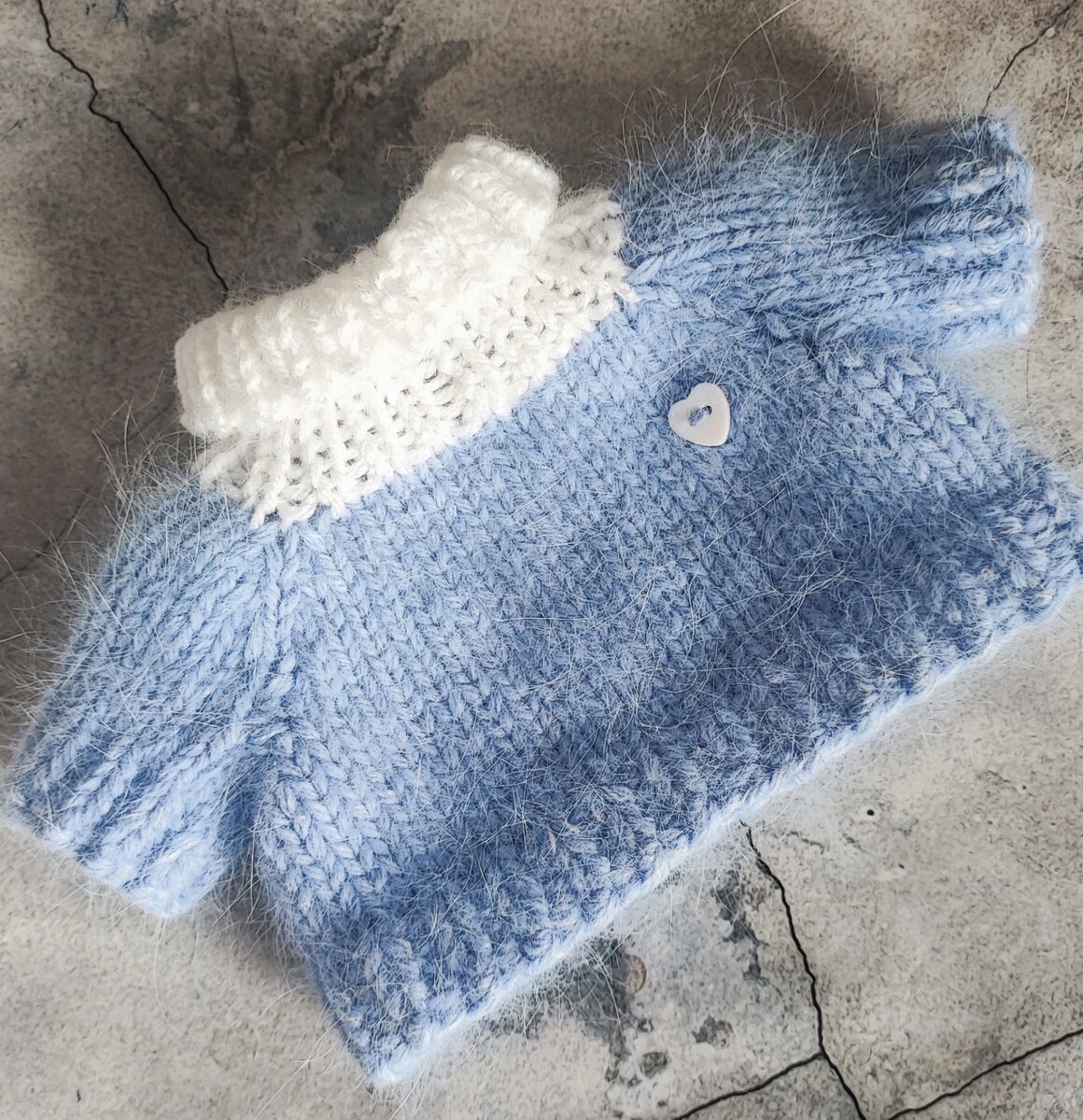 Автор Наталья Губская                                               Высота игрушки 30 см