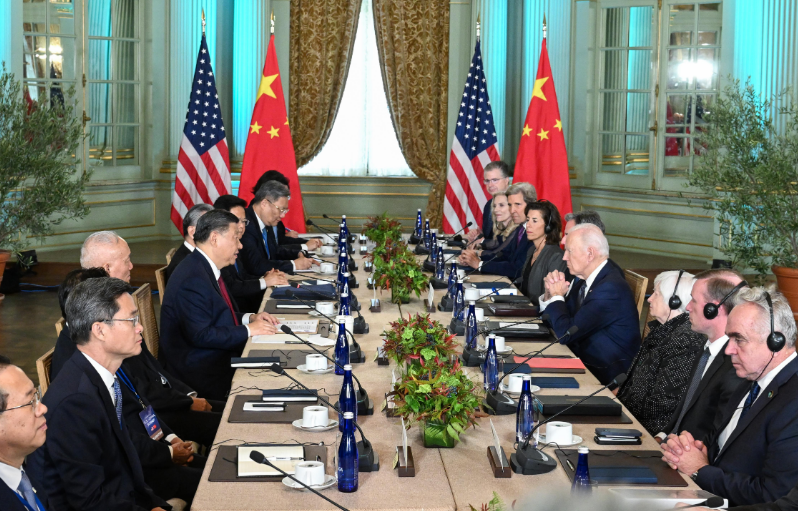 Встреча делегаций. Фото из откр. источников