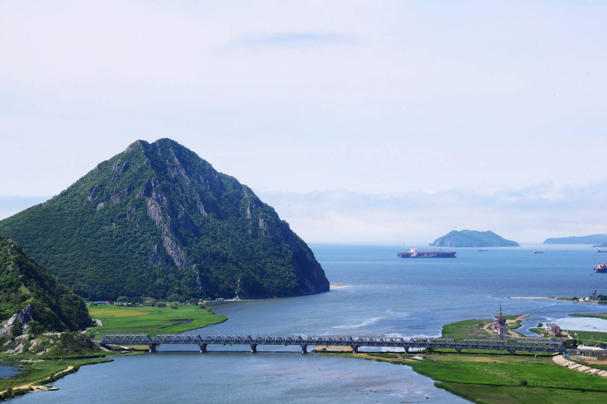 Гора сестра приморский край находка. Гора сестра где. Гора сестра приморский край находка. Гора сестра где. Гора сестра где.