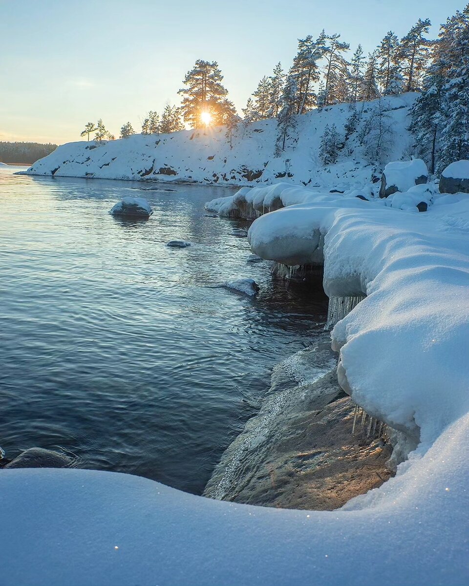 Морозное берег