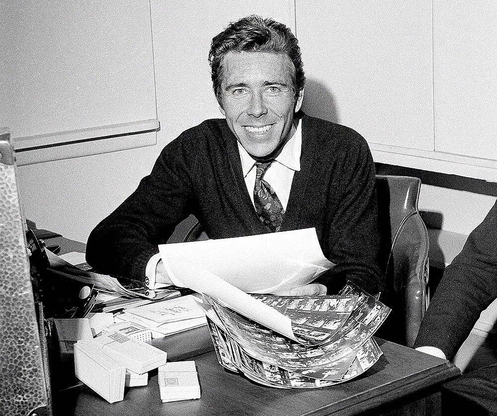 Энтони Армстронг-Джонс