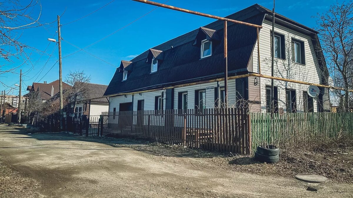     В столице Татарстана многодетным семьям бесплатно выделят 194 земельных участка под строительство частных домов. Об этом свидетельствует постановление исполкома Казани, опубликованное в сборнике документов.