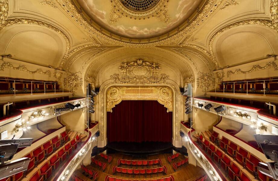    Théâtre Municipal De Fontainebleau