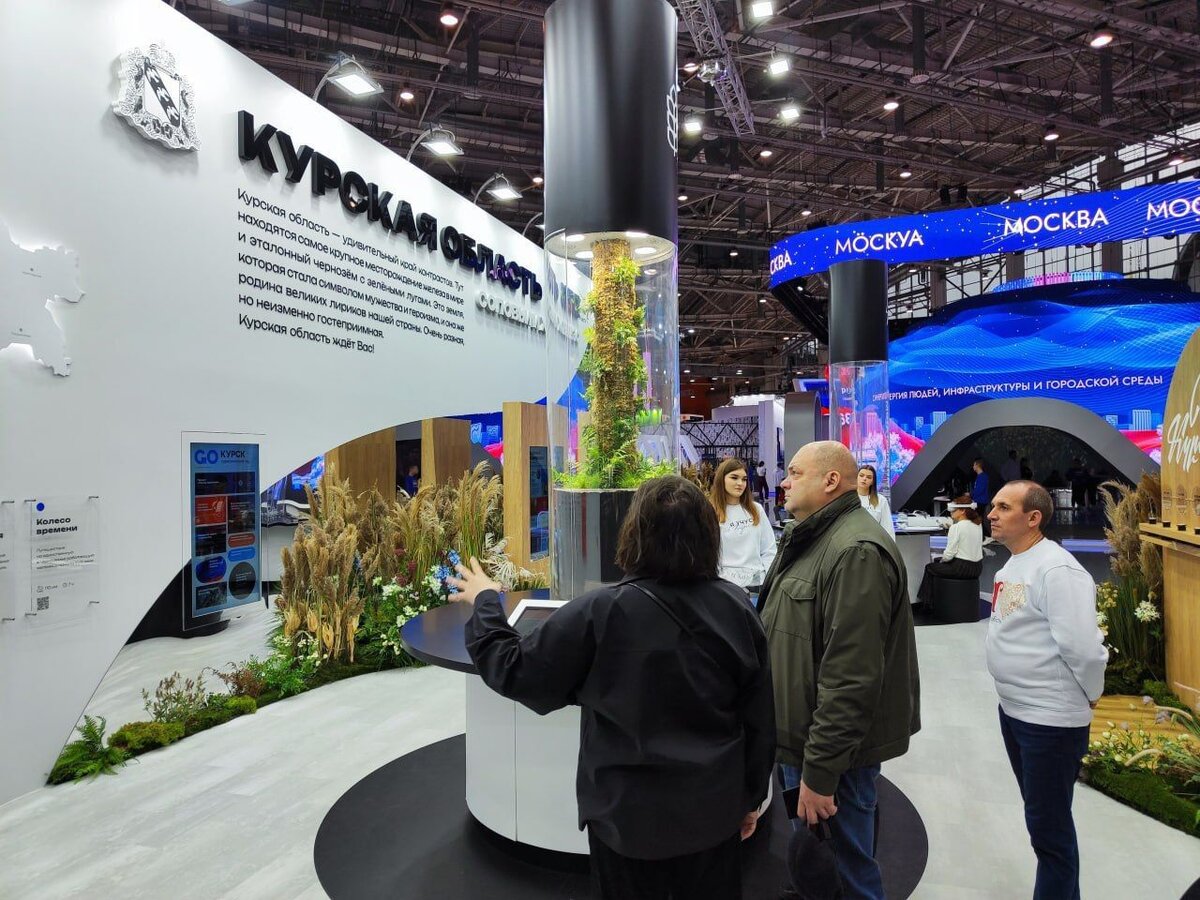    Стенд Курской области на выставке-форуме "Россия" посетили более 100 тысяч человек