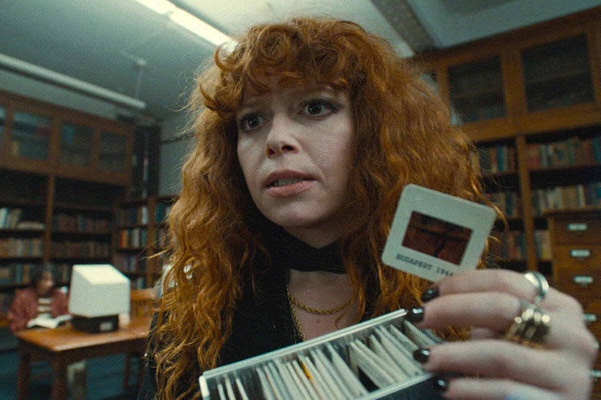 Netflix. 2022 год. 7 серий по 25 минут.

КиноПоиск: 7.3. KinoOrel - 25/100. 

Комедия, фантастика. 

В ролях: Наташа Лионн, Грета Ли, Чарли Барнетт.

