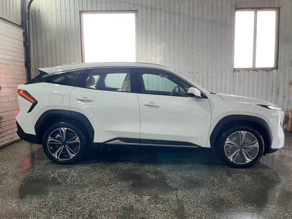 Geely Galaxy L7 - параллельный гибрид, привезли из Китая для нашего клиента