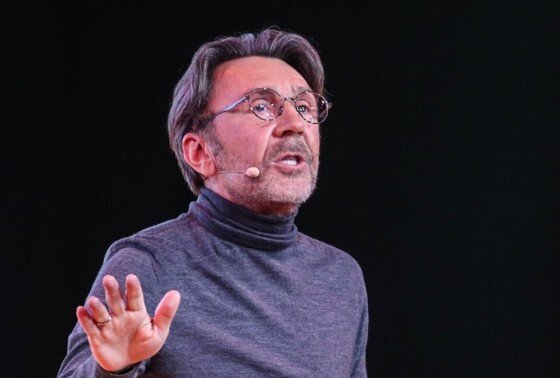    Сергей Шнуров