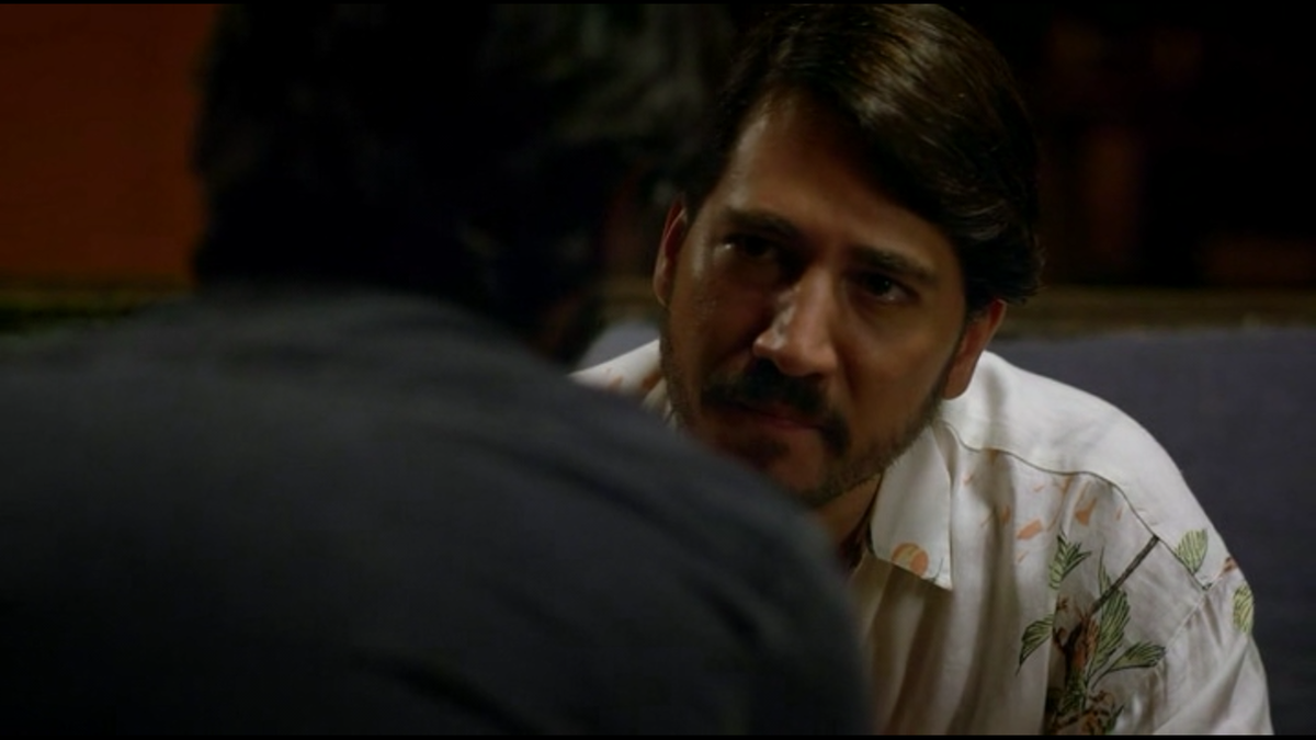 Твой папа богач. Богаче эль пачо. Комикс богач. Мой папа богаче эльпачо. Что означает сын для отца.