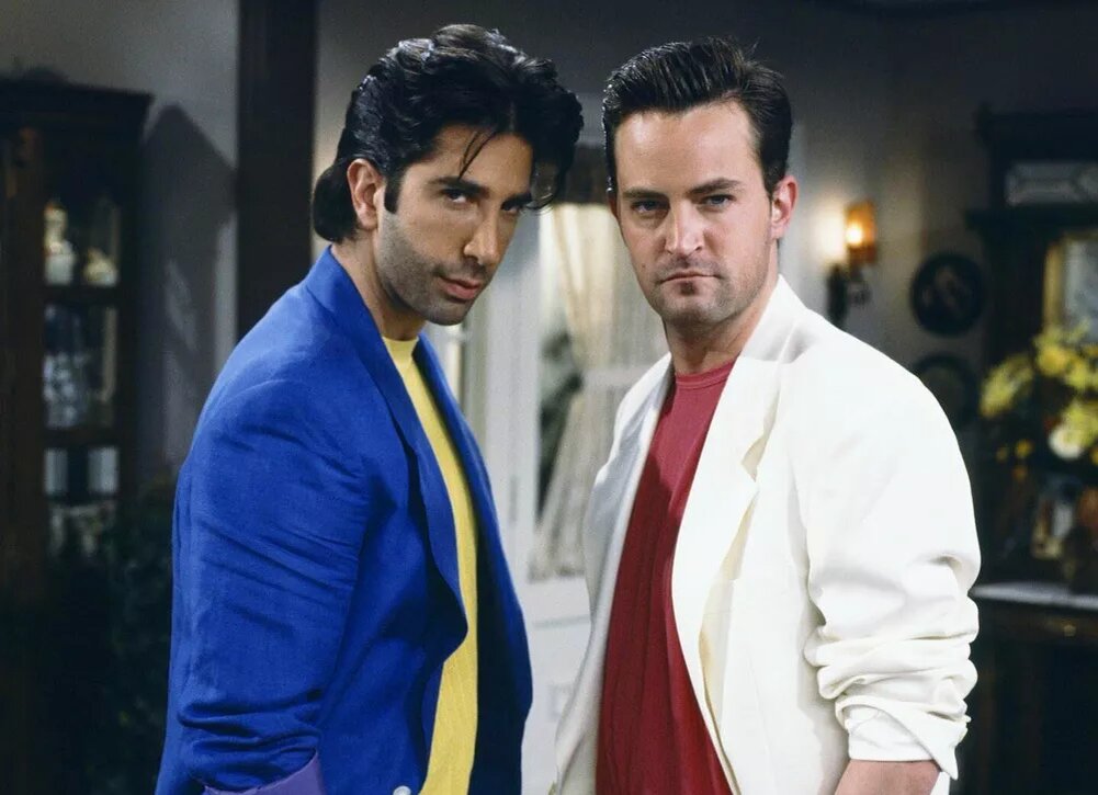    Дэвид Швиммер о Мэттью Перри: "Десять невероятных лет смеха и творчества"