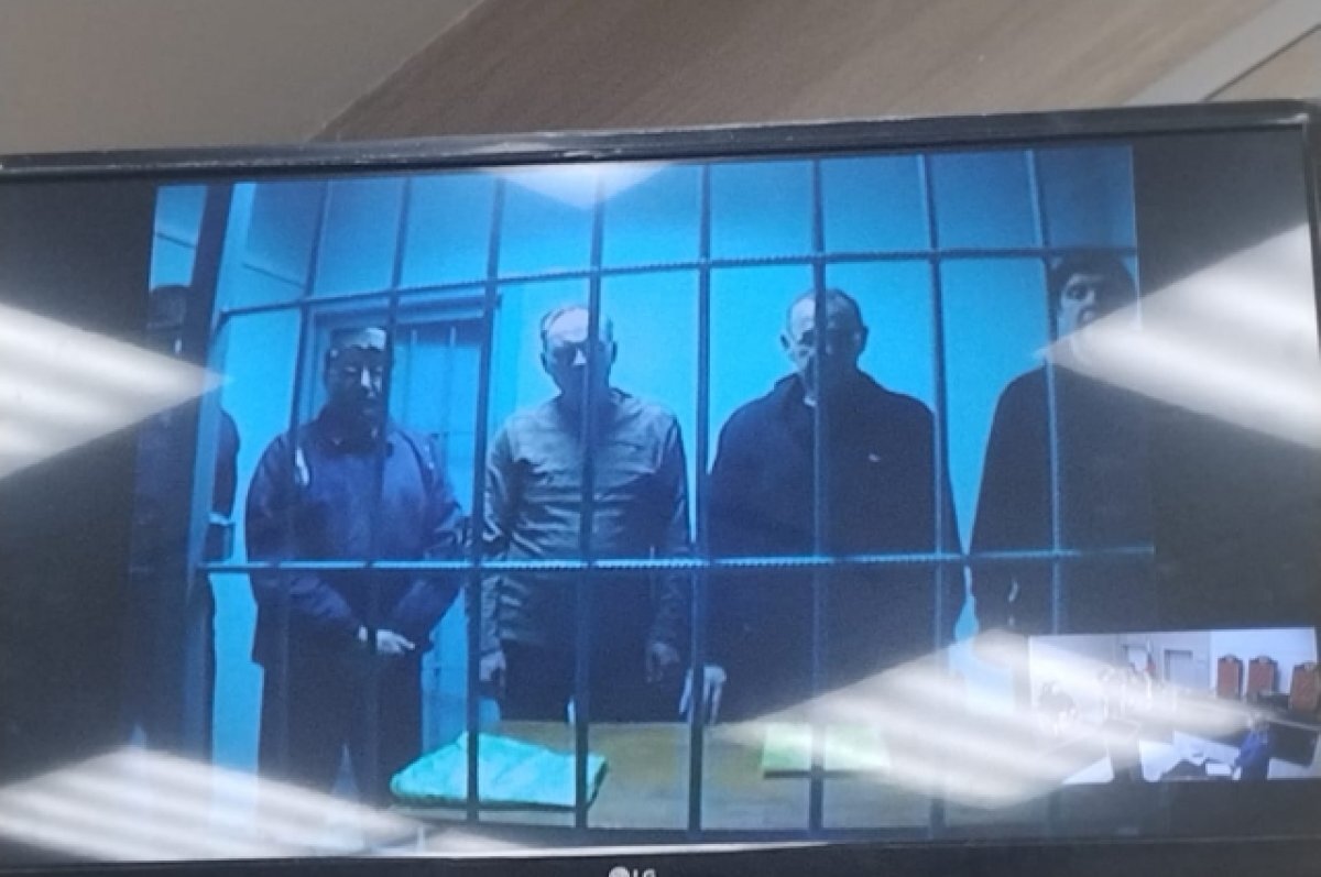    Подлог ушел за давностью.