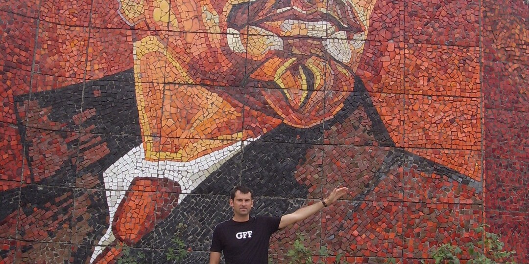 В командировку в Иркутск или в гости к седому озеру Байкал.