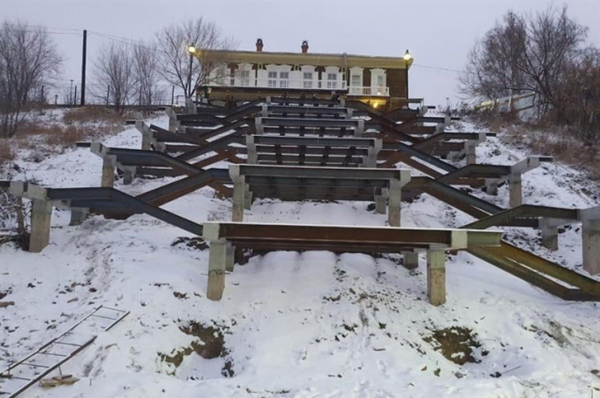    В Красноярске лестницу возле усадьбы Юдина отремонтируют до конца года