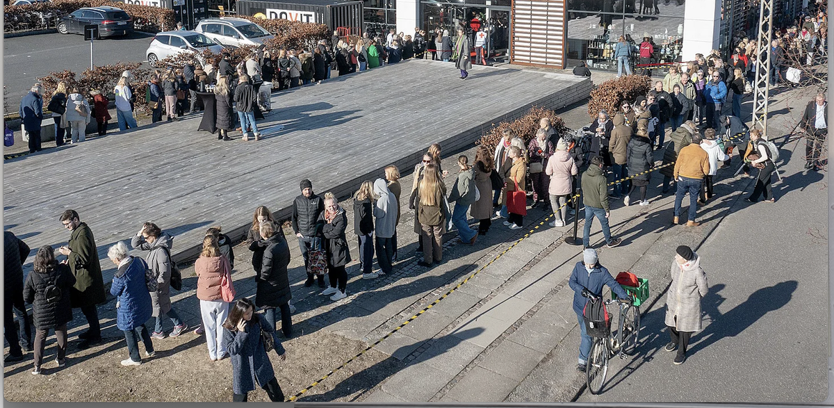 https://www.tv2kosmopol.dk/metropolen/ny-genbrugsbutik-lagt-ned-af-kunder-folk-har-staaet-i-koe-op-til-to-timer