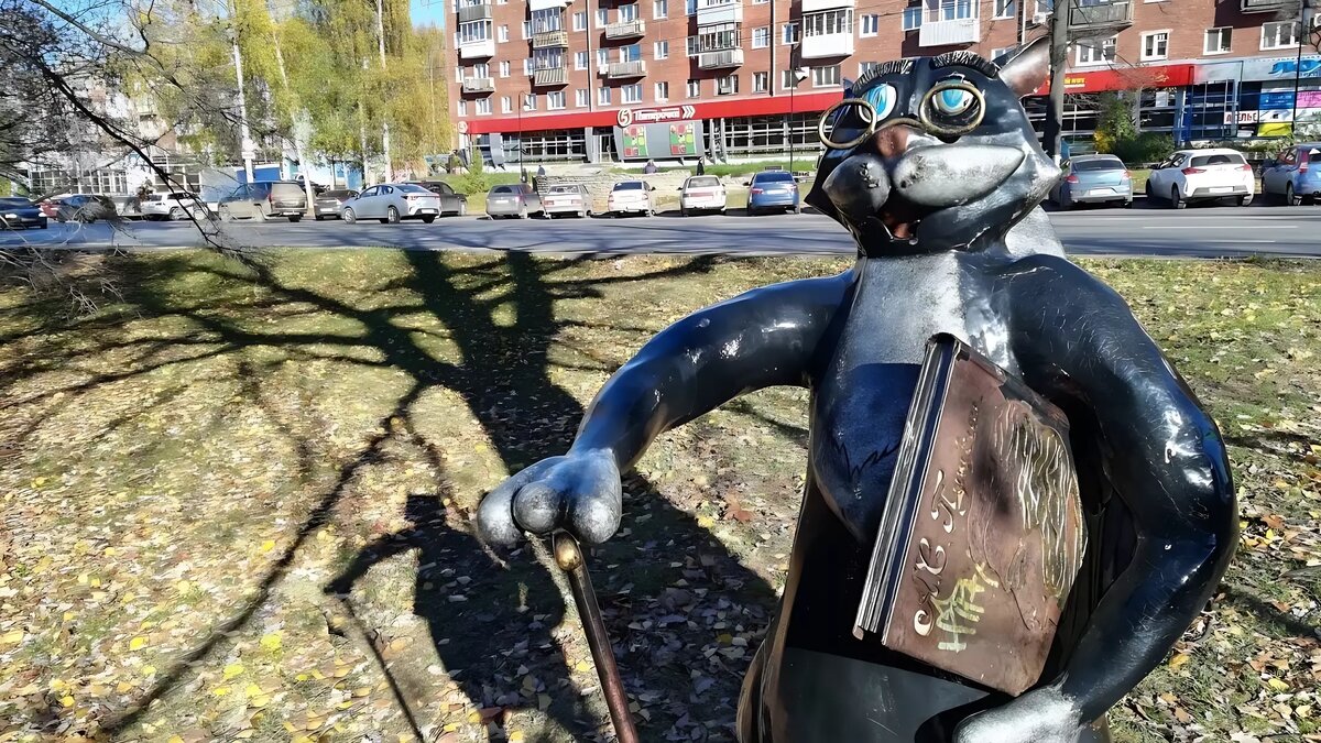     По словам главы Ижевска Дмитрия Чистякова, данные работы проводят в целях сохранения родного языка.