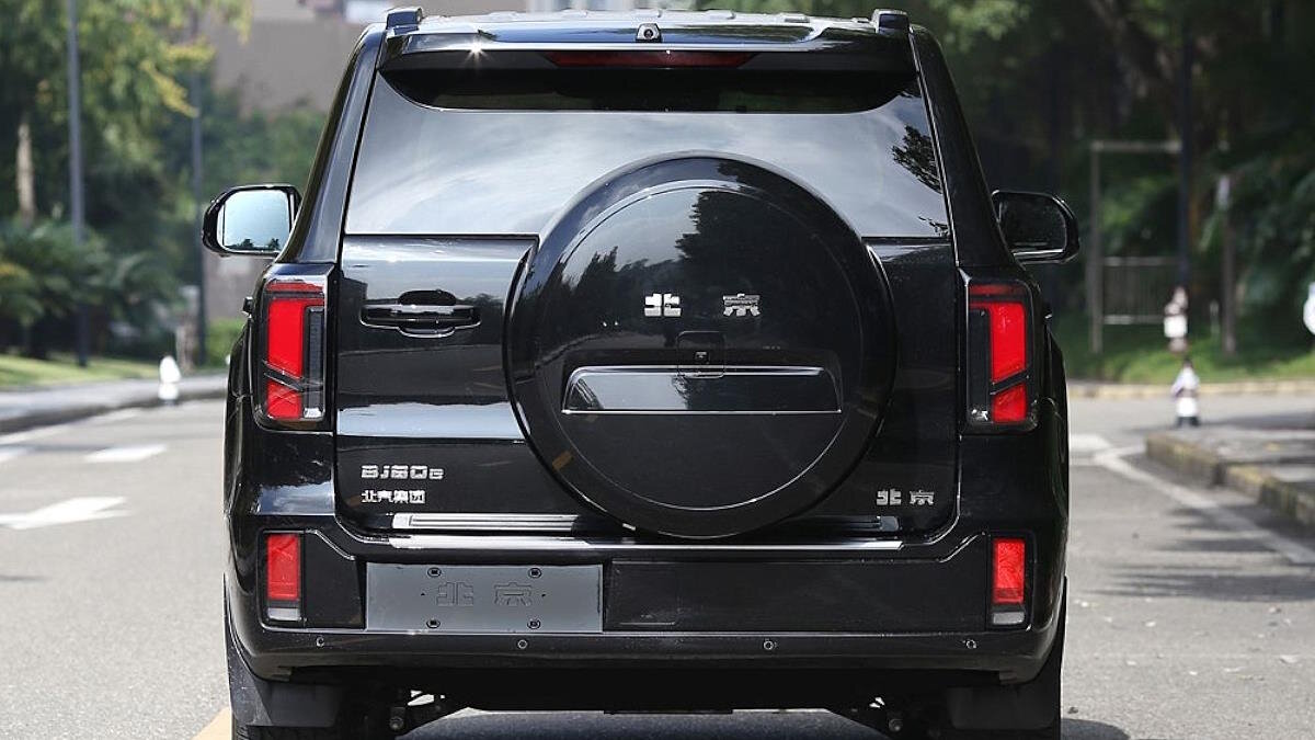     BAIC Beijing BJ60e EREV сзади Вадим Клепнёв
BAIC Beijing BJ60e EREVМинистерство промышленности и информатизации КНР/miit.gov.cn